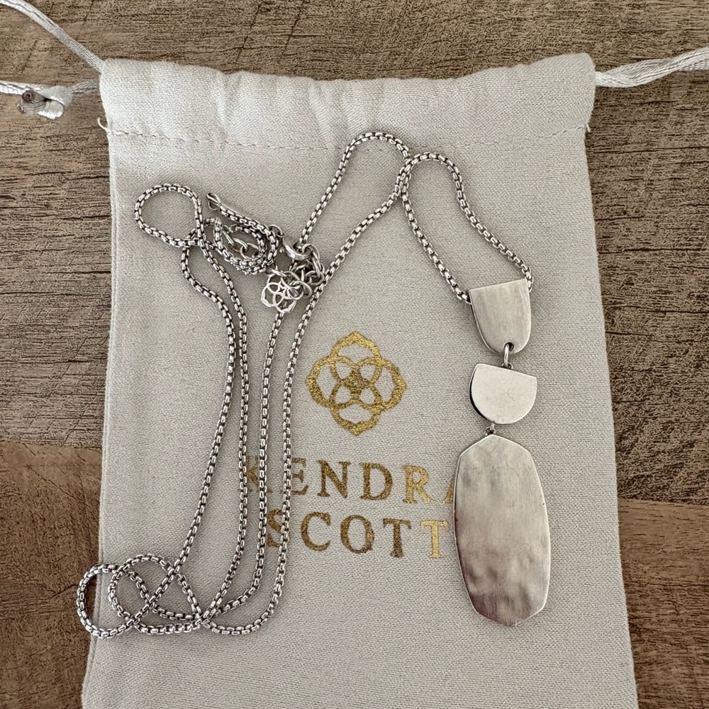 Kendra Scott Matte Silver Stacked Geometric Pendant Necklace